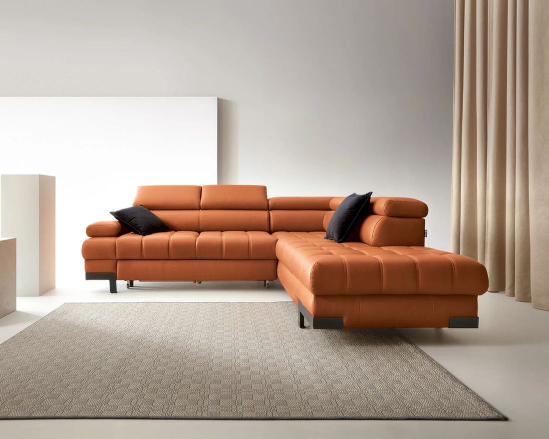 SELVA L ORANGE LEATHER CORNER SOFA