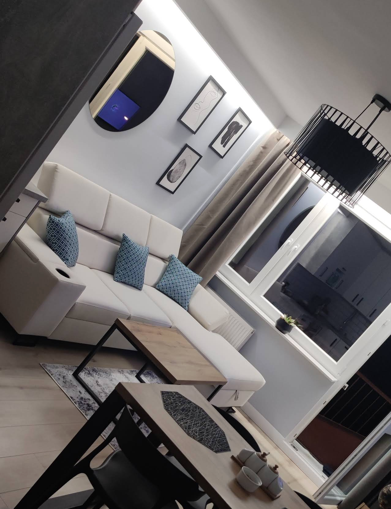 Andora UK
