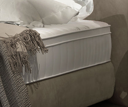 FOG Bed – Stylish Design with Striking Horizontal Stitching